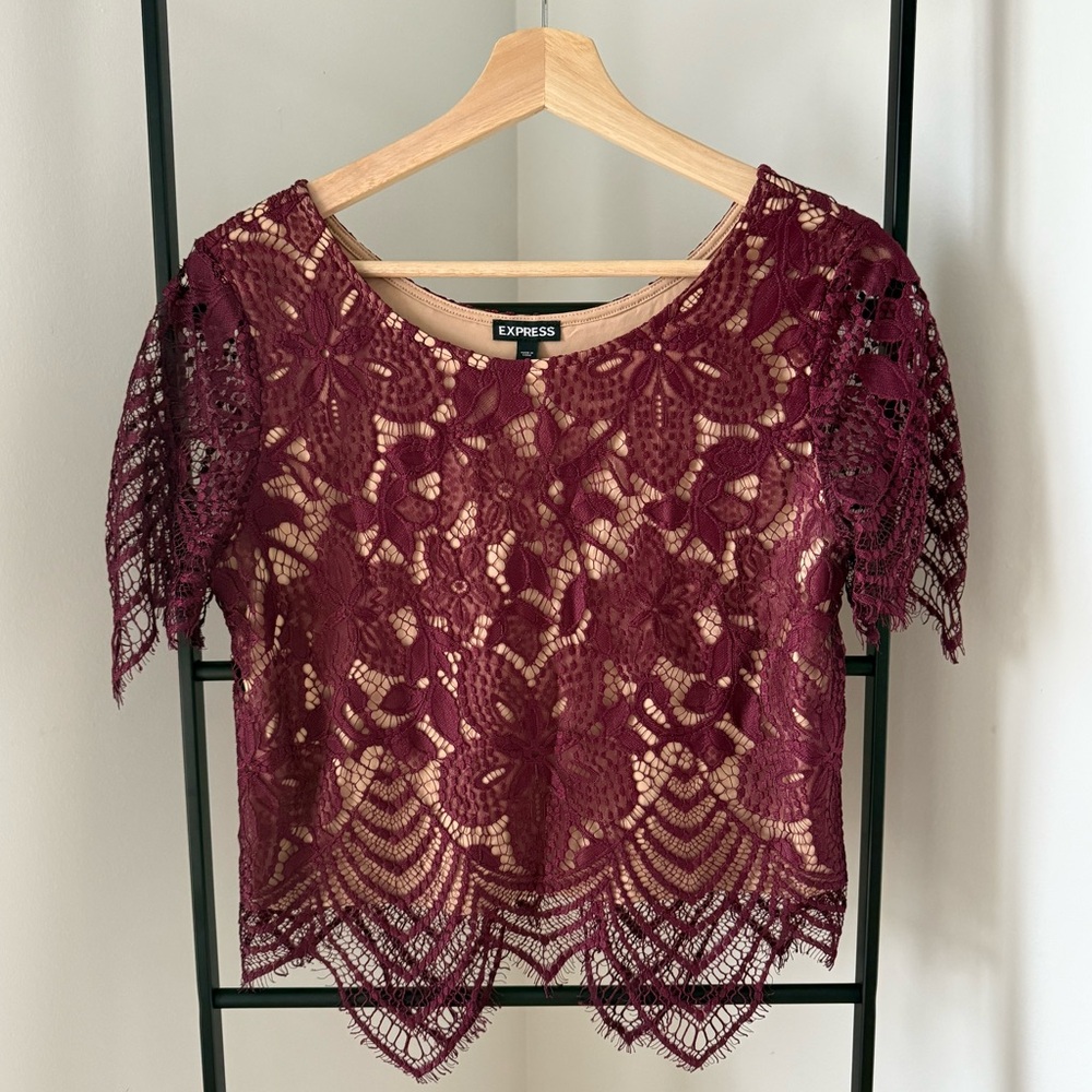 Women’s Express Lace Crop Top, size S